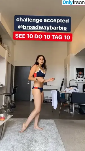 Kira Kosarin / kira_kosarin / kirakosarin nude photo #0534