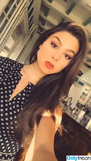 Kira Kosarin / kira_kosarin / kirakosarin nude photo #0654