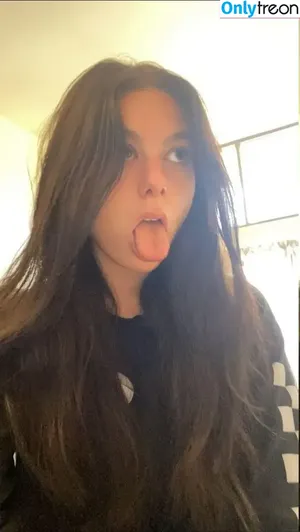 Kira Kosarin / kira_kosarin / kirakosarin nude photo #0713
