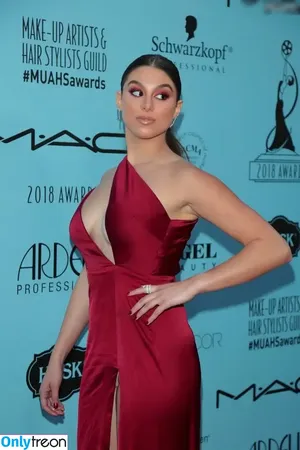 Kira Kosarin / kira_kosarin / kirakosarin nude photo #0718