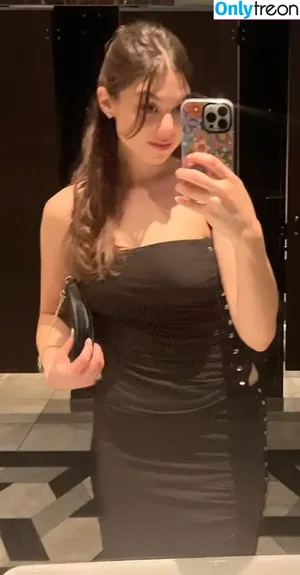Kira Kosarin / kira_kosarin / kirakosarin nude photo #0814
