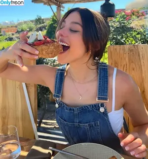 Kira Kosarin / kira_kosarin / kirakosarin nude photo #0825