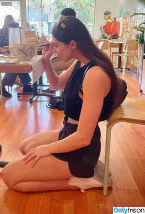 Kira Kosarin / kira_kosarin / kirakosarin nude photo #0832