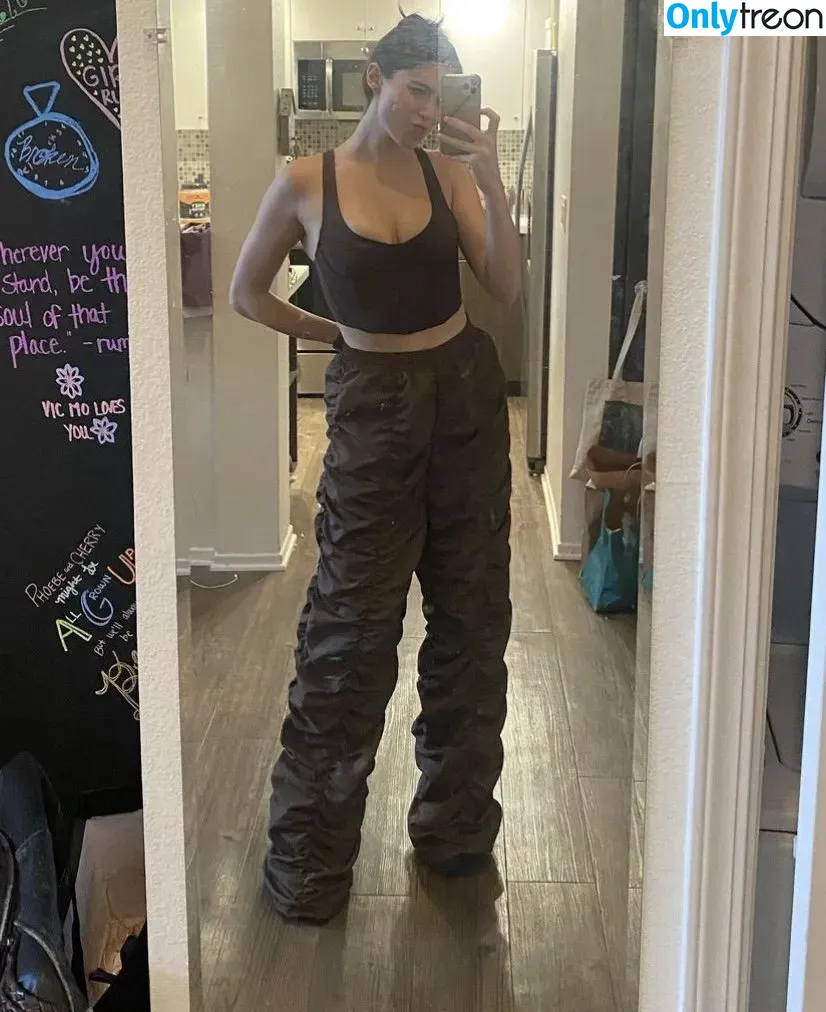 Kira Kosarin nude photo #0153 (kira_kosarin / kirakosarin)
