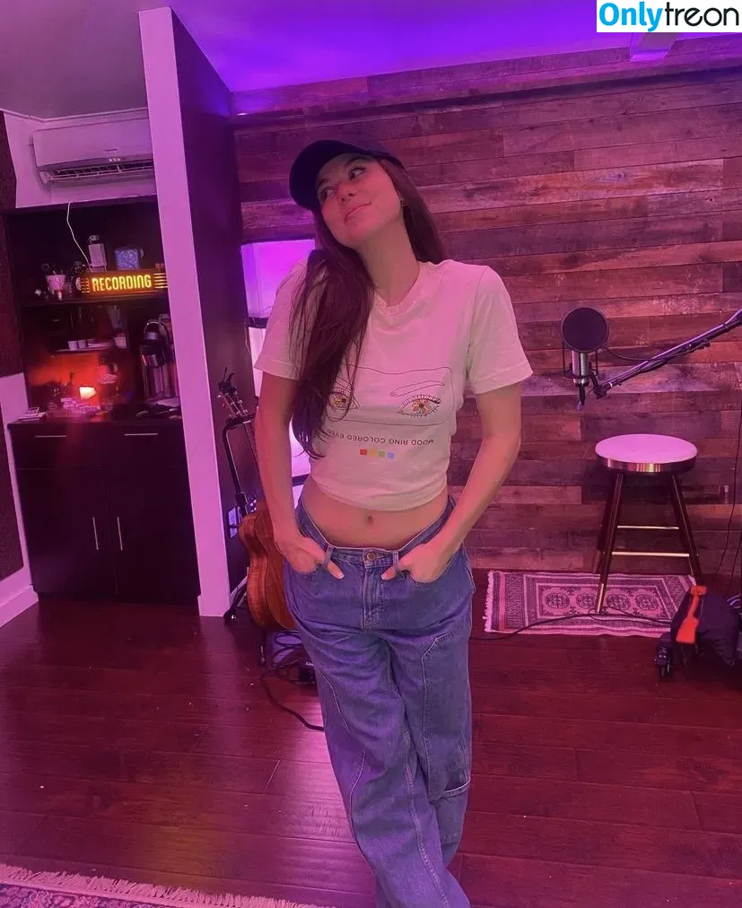 Kira Kosarin nude photo #0155 (kira_kosarin / kirakosarin)