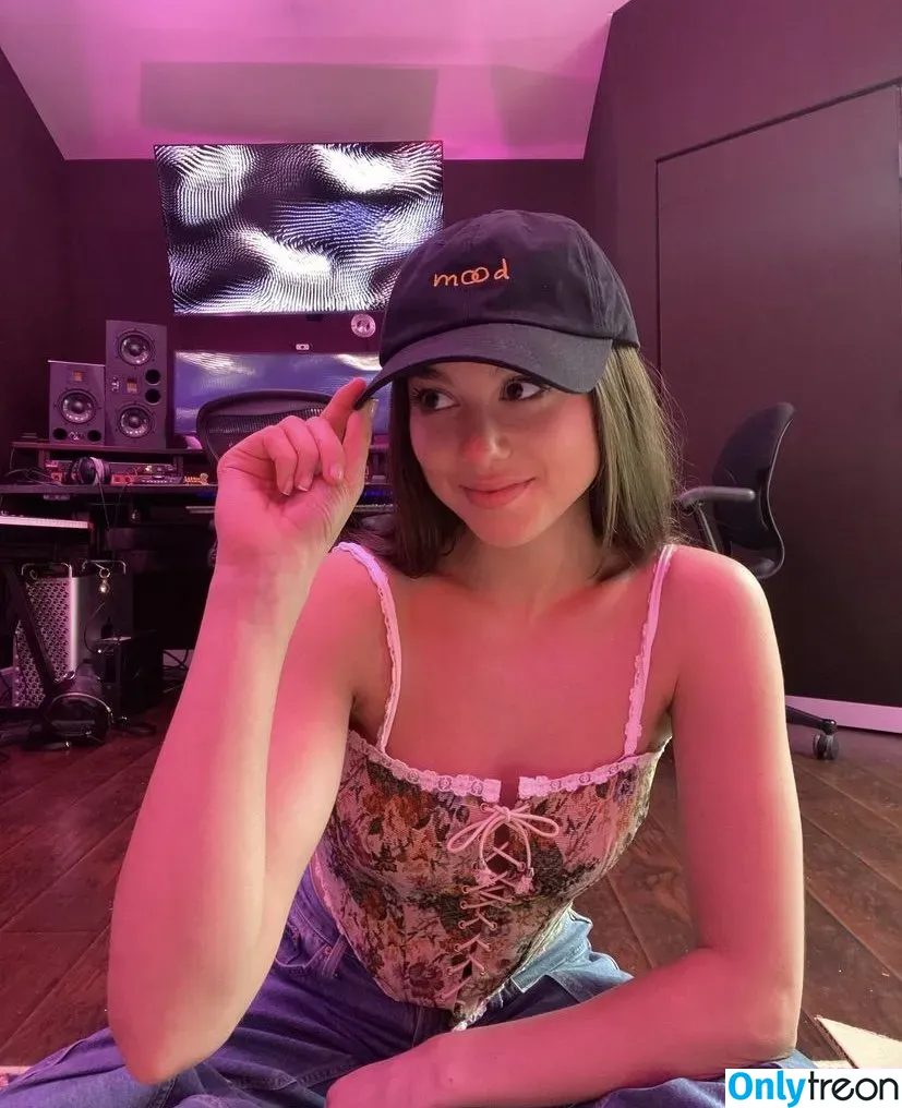 Kira Kosarin nude photo #0156 (kira_kosarin / kirakosarin)