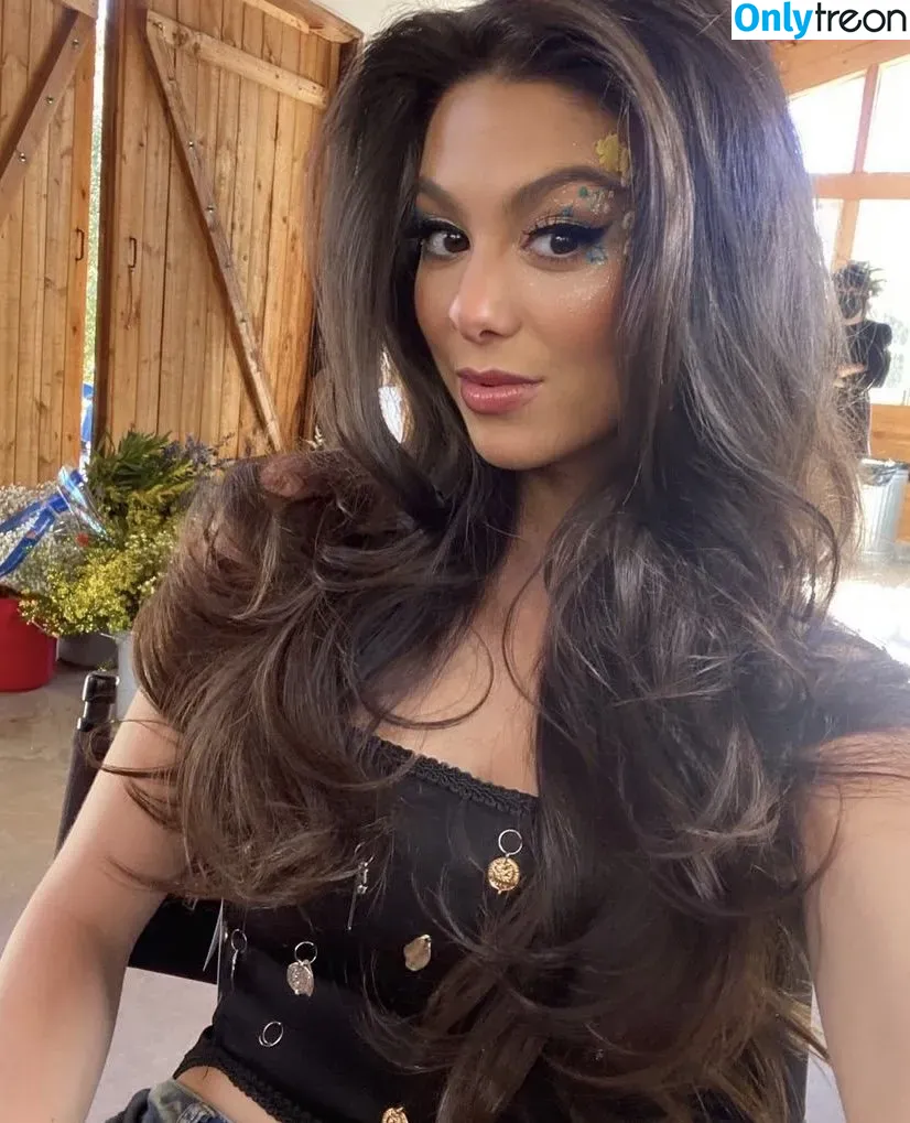 Kira Kosarin nude photo #0188 (kira_kosarin / kirakosarin)