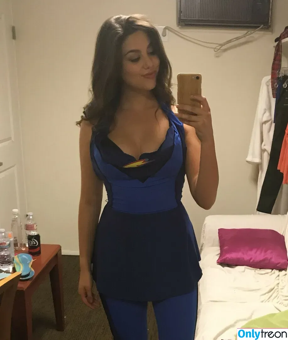 Kira Kosarin nude photo #0252 (kira_kosarin / kirakosarin)