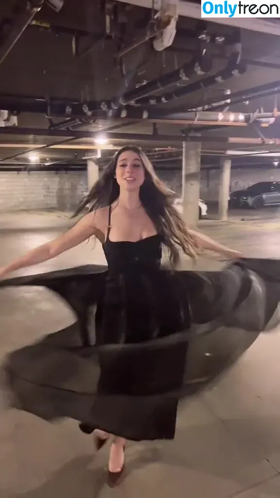 Kira Kosarin nude photo #0306 (kira_kosarin / kirakosarin)