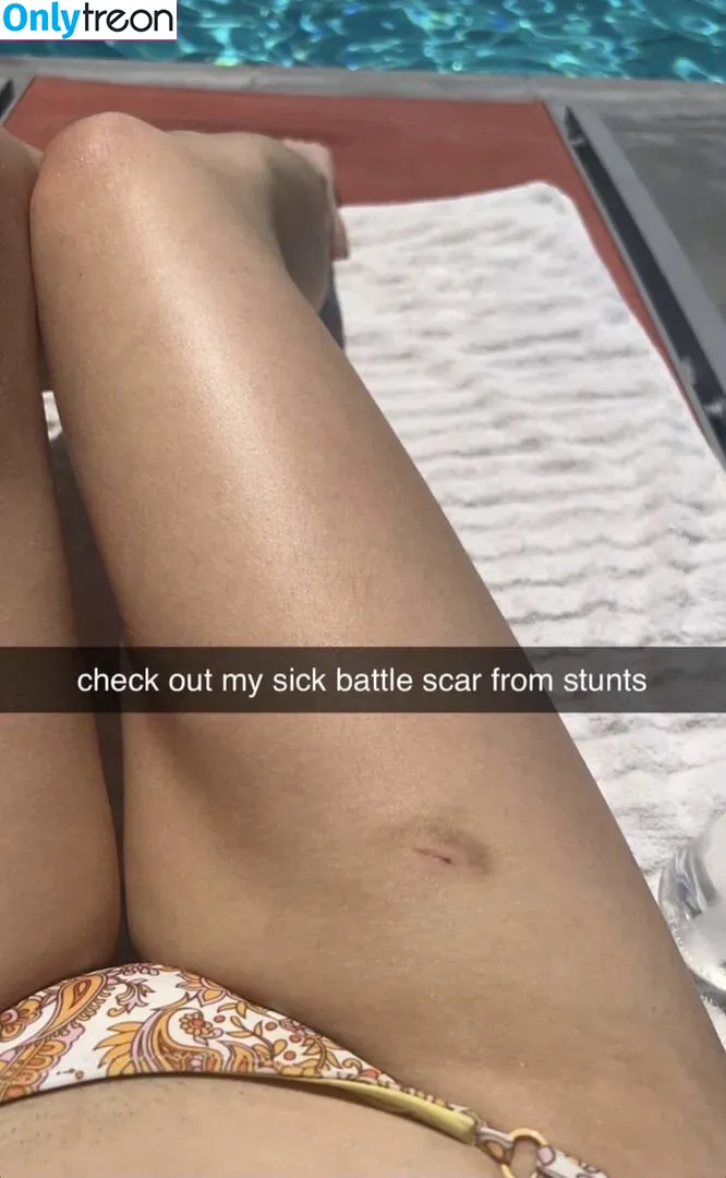 Kira Kosarin nude photo #0326 (kira_kosarin / kirakosarin)