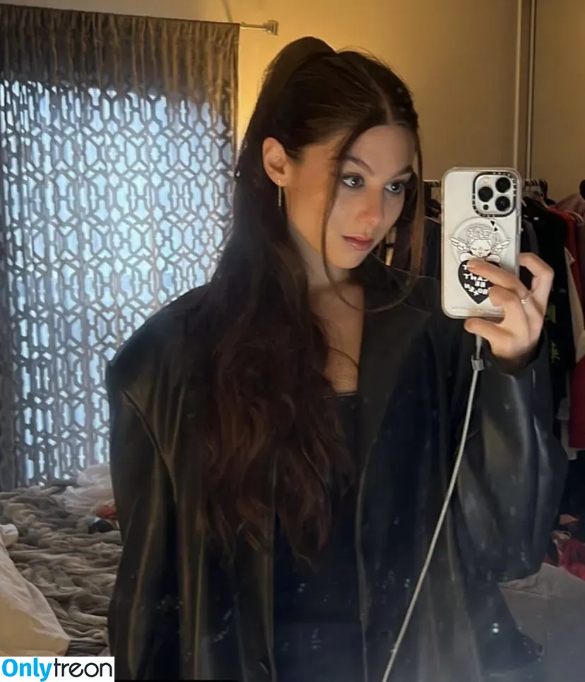 Kira Kosarin nude photo #0340 (kira_kosarin / kirakosarin)