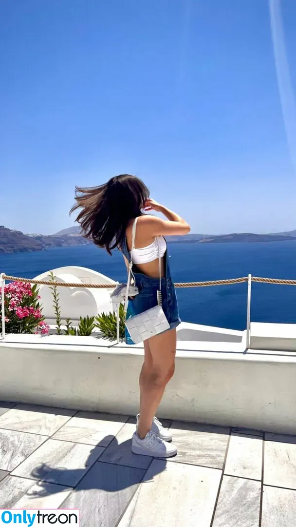 Kira Kosarin nude photo #0411 (kira_kosarin / kirakosarin)