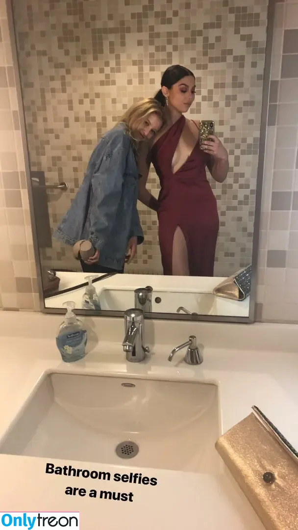 Kira Kosarin nude photo #0590 (kira_kosarin / kirakosarin)