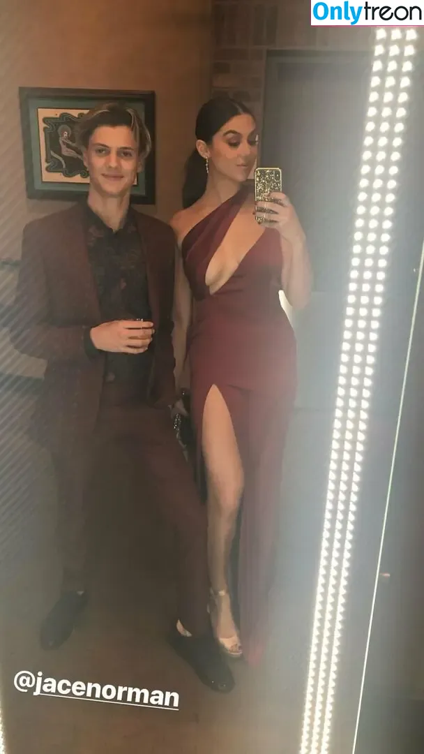 Kira Kosarin nude photo #0597 (kira_kosarin / kirakosarin)