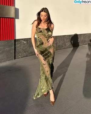 Kira Kosarin / kirakosarin nude photo #1094