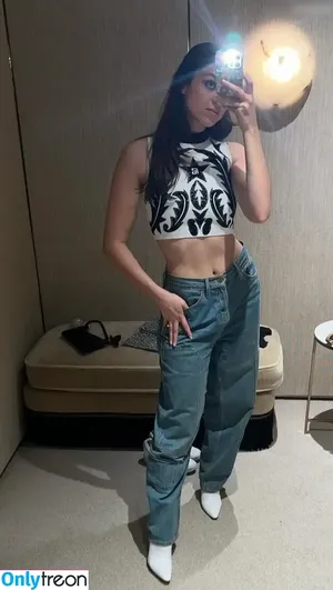 Kira Kosarin / kirakosarin nude photo #1117