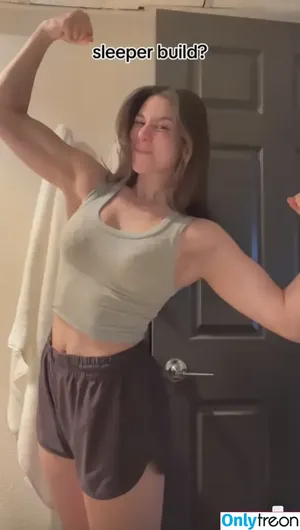 Kira Kosarin / kirakosarin nude photo #1167