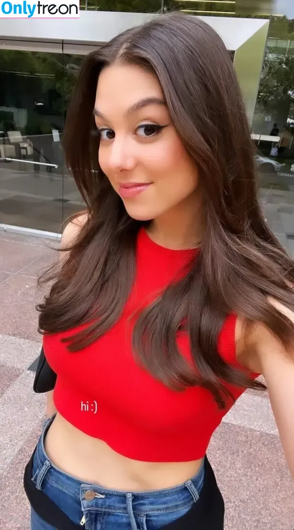 Kira Kosarin nude photo #1154 (kirakosarin)