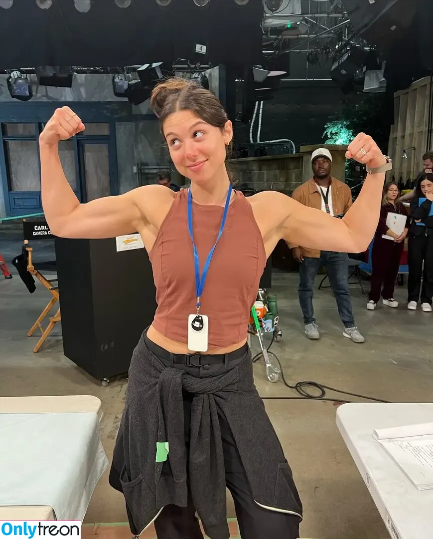 Kira Kosarin nude photo #1250 (kirakosarin)