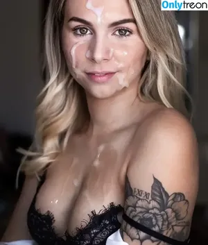  nude photo #0009