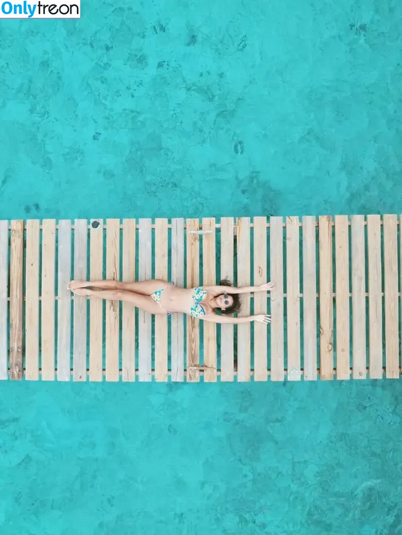 kiranverse nude photo #0010 (banditqueen_ / turmericqueen)
