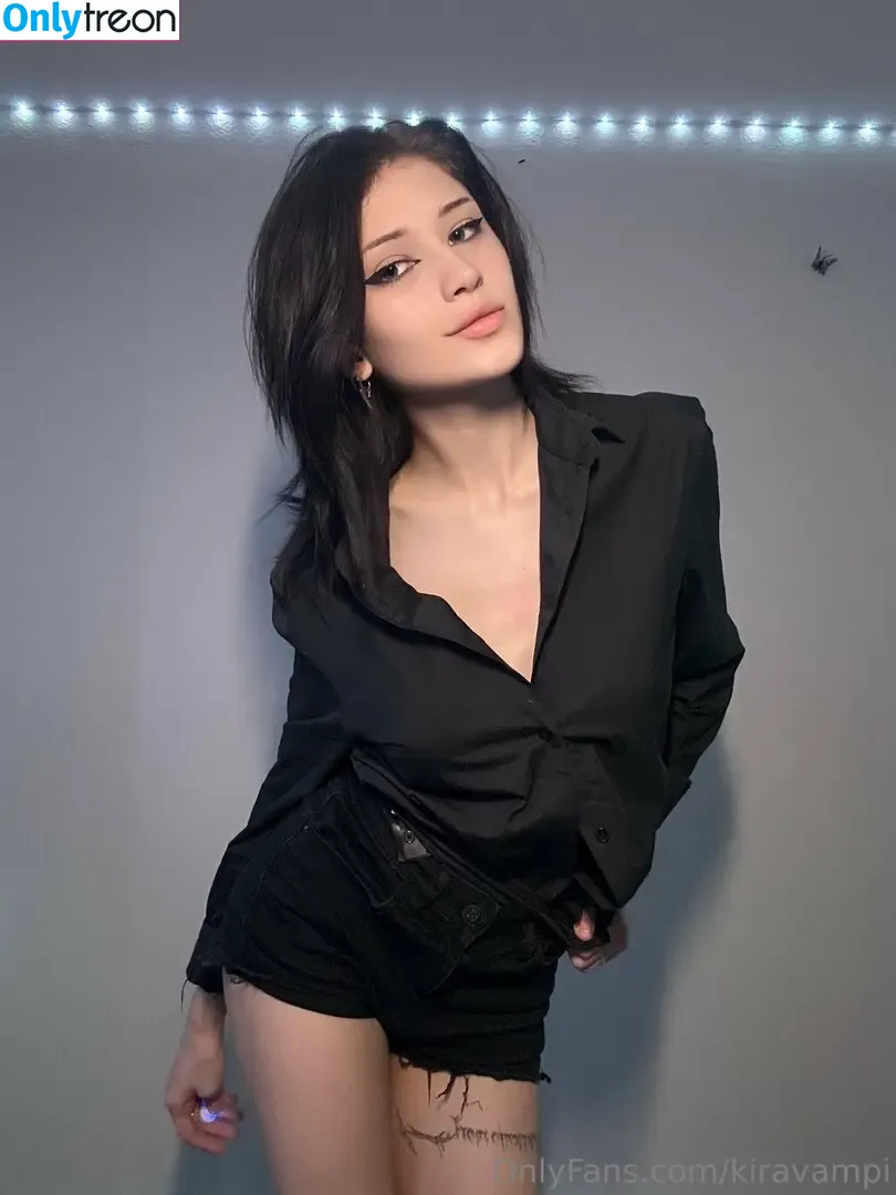 kiravampi nude photo #0019 (kiravampp)