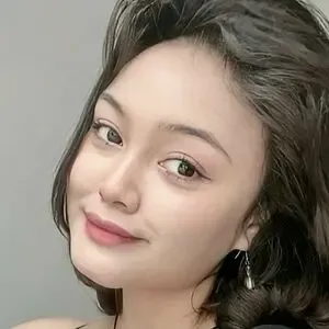 Kireimisaki / Trakteer nude photo #0004