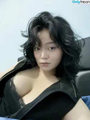 Kireimisaki / Trakteer nude photo #0017