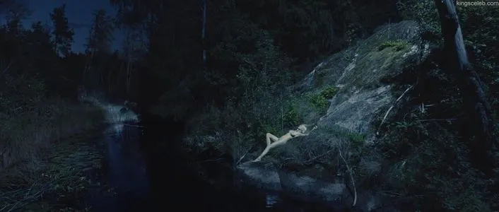 Kirsten Dunst / kirstendunst nude photo #0037