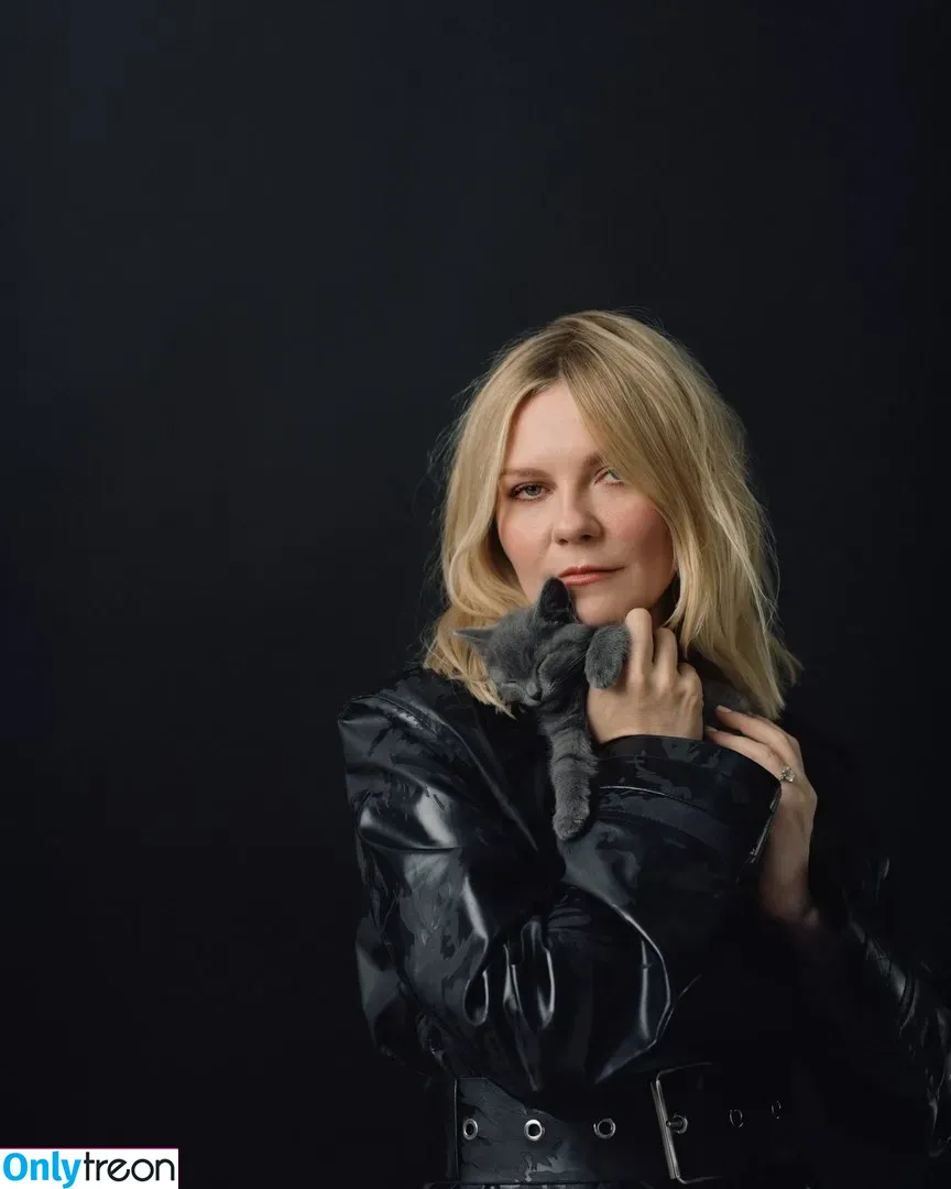 Kirsten Dunst nude photo #0014 (kirstendunst)