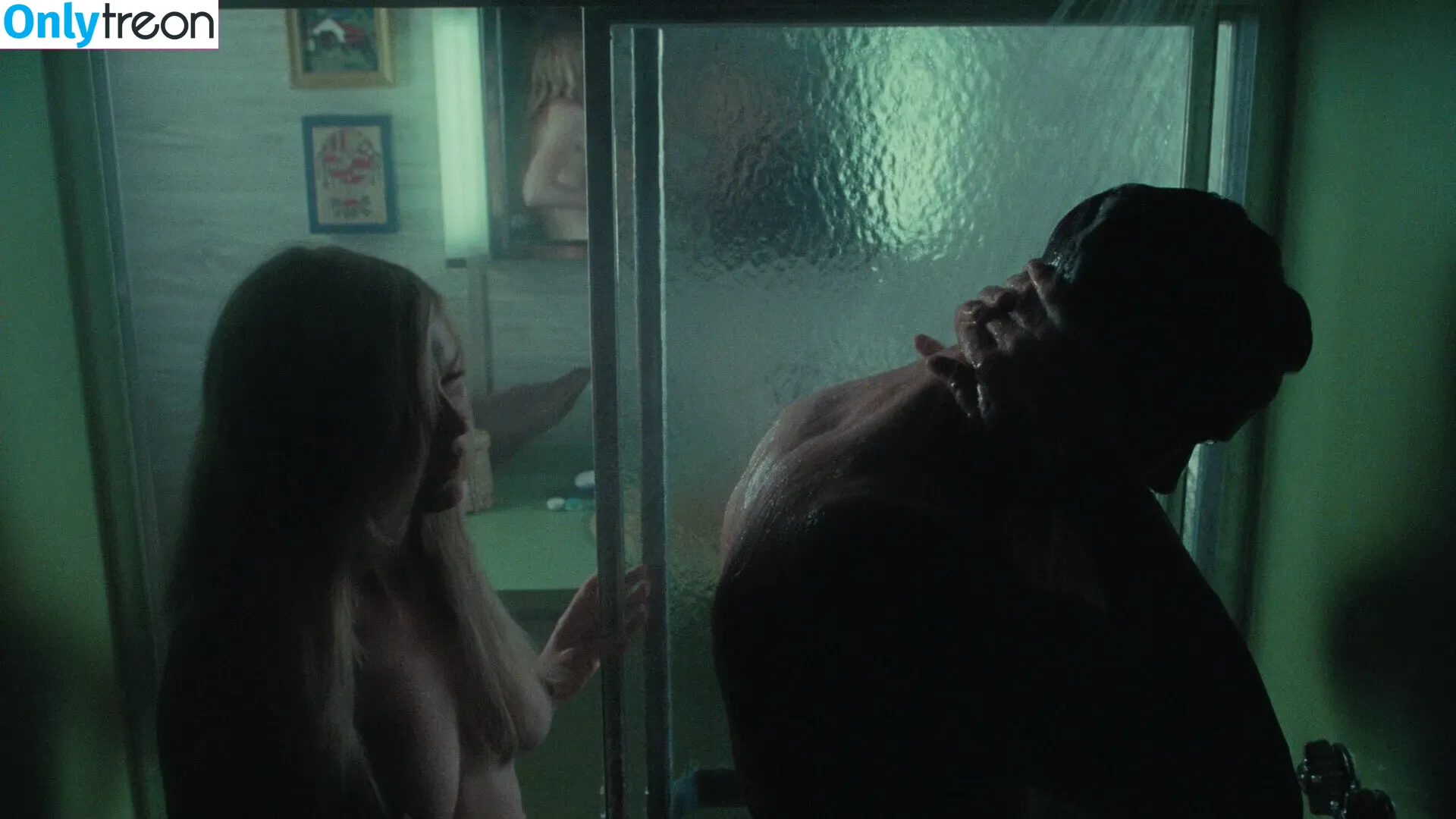 Kirsten Dunst nude photo #0032 (kirstendunst)