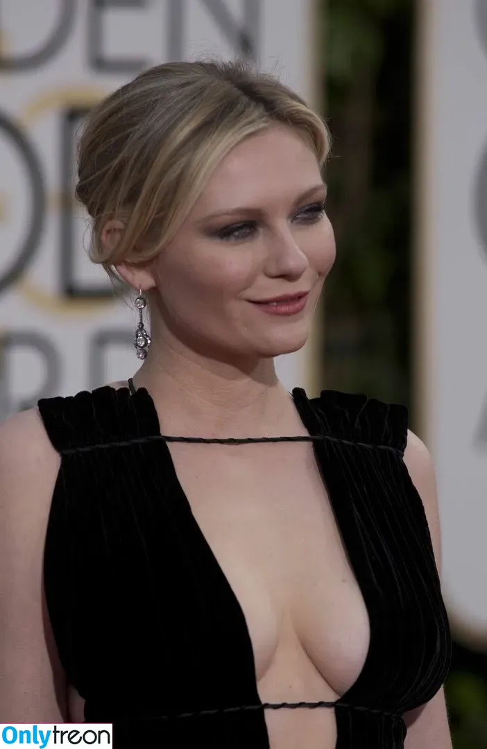 Kirsten Dunst nude photo #0064 (kirstendunst)