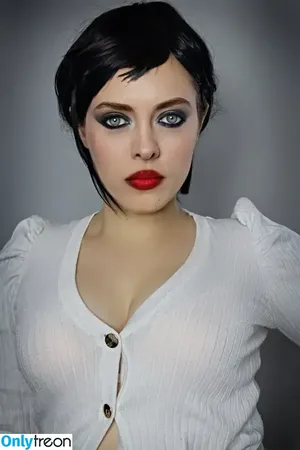 Kirsten Ria / Kirstenriaa / WhatCulture nude photo #0146