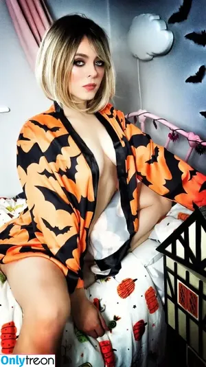 Kirsten Ria / Kirstenriaa / WhatCulture nude photo #0347