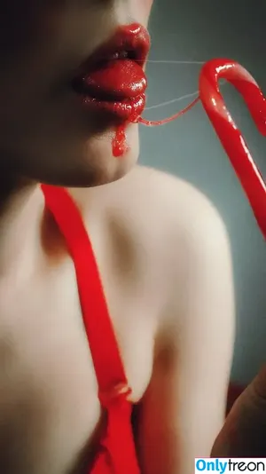 Kirsten Ria / Kirstenriaa / WhatCulture nude photo #0427