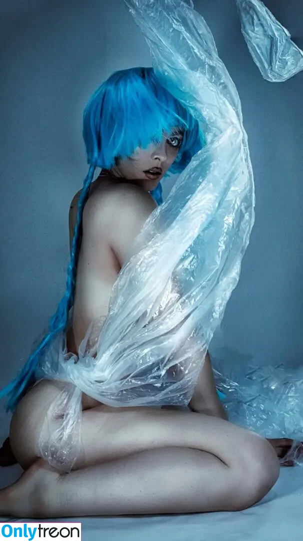 Kirsten Ria nude photo #0074 (Kirstenriaa / WhatCulture)