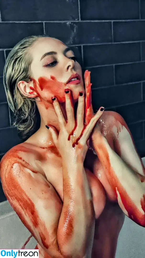 Kirsten Ria nude photo #0223 (Kirstenriaa / WhatCulture)