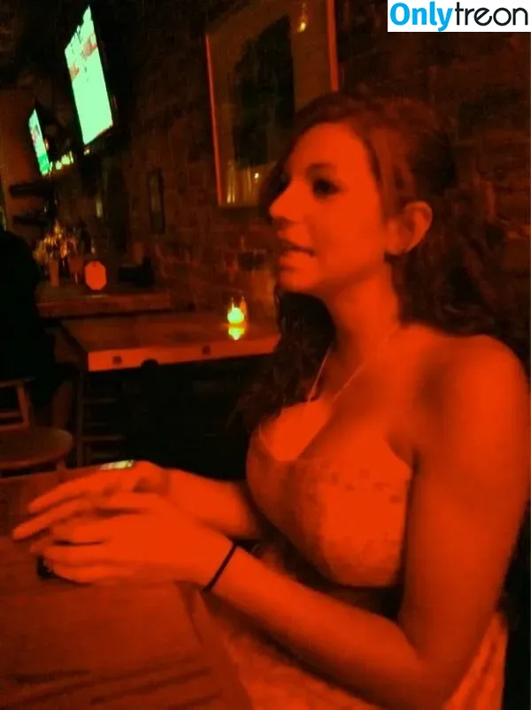 Kirsty nude photo #0073 (Korsty_ / aloegoddess / blondekristy / kirstylouisewells)