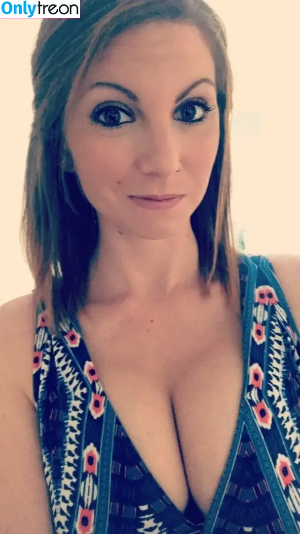 Kirsty nude photo #0271 (Korsty_ / aloegoddess / blondekristy / kirstyaustin7 / kirstylouisewells)