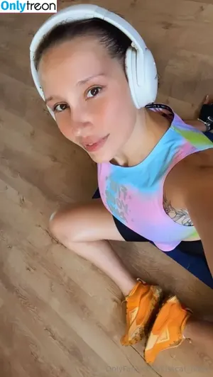  nude photo #0008