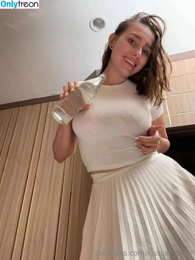kisscat_baby nude photo #0016 (kisscat_baby)