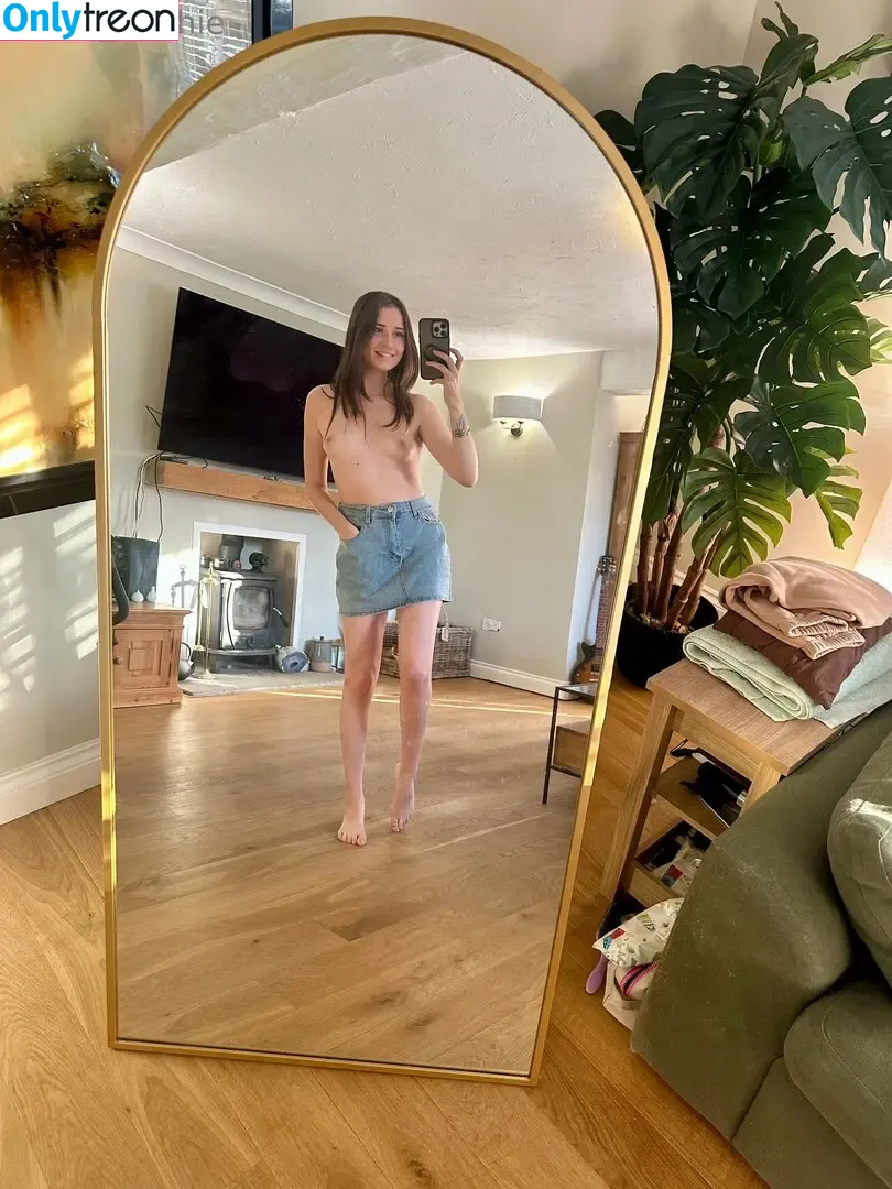 kitten_sophie nude photo #0164 (kitten_sophie16)
