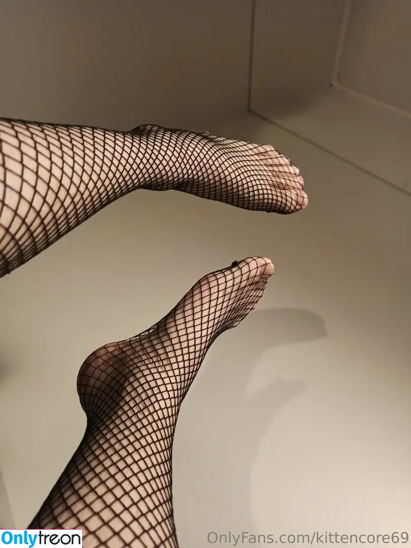 kittencore69 nude photo #0020 (kittencoreyt)
