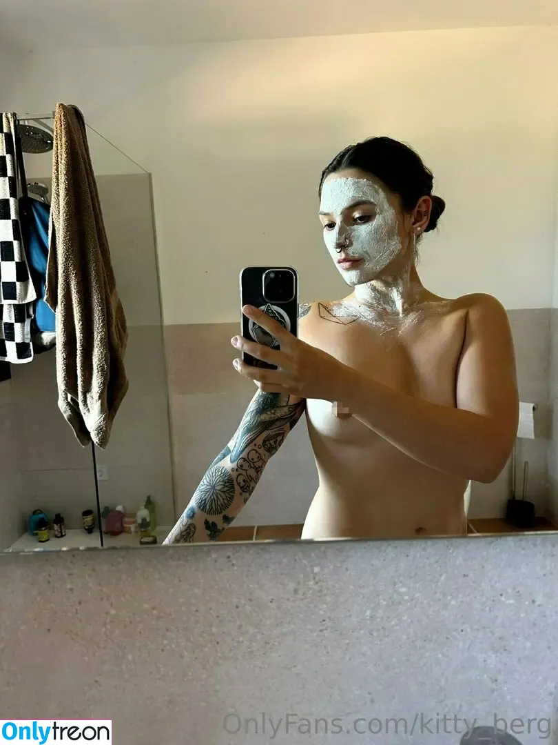 Kitty Berg nude photo #0359 (kitty_berg / kittyberg)