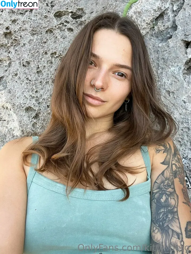 Kitty Berg nude photo #0365 (kitty_berg / kittyberg)