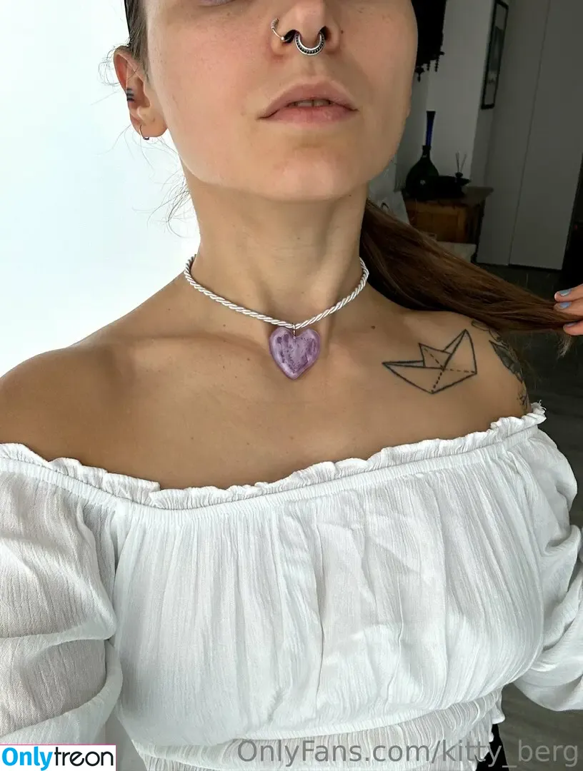Kitty Berg nude photo #0375 (kitty_berg / kittyberg)