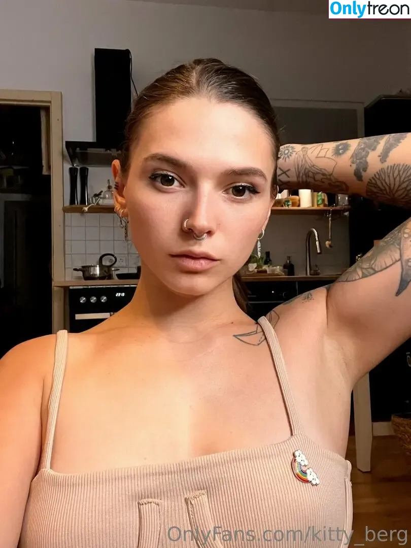 Kitty Berg nude photo #0463 (kitty_berg / kittyberg)