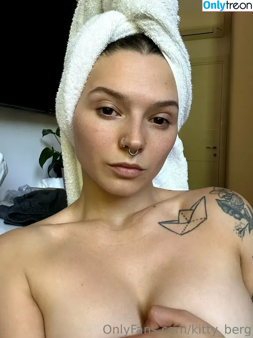 Kitty Berg nude photo #0499 (kitty_berg / kittyberg)