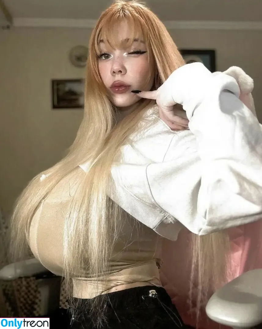 Kitty Kettt nude photo #0022 (Big Boobs / KittyKettt01 / jane._.lane_)