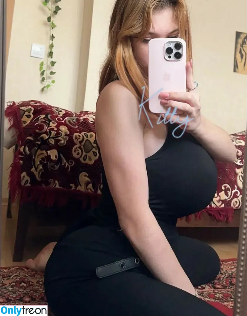 Kitty Kettt nude photo #0045 (Big Boobs / KittyKettt01 / jane._.lane_)